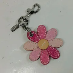 【中古】【送料無料】COACH コーチ デイジー フラワー パッチワーク ピンク×レザー バッグチャーム※メール便でお送りします【代引き不可】