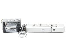 ☆極上美品☆ ショット数わずか1592枚 ニコン Nikon D5000