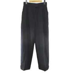 DOLCE&GABBANAドルガバ　新品タグ付き　レディース　8部丈パンツ40 DOLCE&GABBANAドルガバ 新品タグ付き レディース 8部丈パンツ40