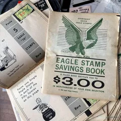 615・R-2041 ヴィンテージ　 クーポンブック 1冊　EAGLE STAMP SAVINGS BOOK　古いもの　紙もの　ジャンクジャーナル　スクラップ　クーポン　ラベル　古い紙　切手　海外文具　海外紙もの　海外ラベル