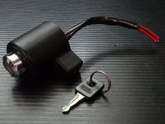 スズキ純正キーシリンダー、ハンドルロックのセット、338 - メルカリ