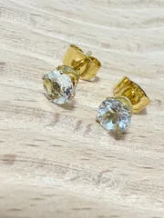 宝石質アクアマリンAAA ラウンドファセットピアス（5mm・サージカルステンレス）K18ゴールドメッキ