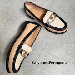 SalvatoreFerragamo サルヴァトーレフェラガモ ガンチーニ レザーローファー ベージュ ブラック バイカラー 4 1/2D 22.5cm ダブルガンチーニ M8