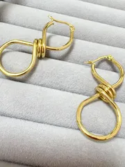 サージカルステンレス 変形フープピアス（K18コーティング・アレルギー対応）