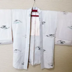 【き717】羽織 淡グレー 雲取り文様 上品な地紋入り 裏地菊文様 くすみカラー 優美 フォーマル リメイク素材