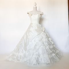 本振袖　正絹　白色　花柄 洋柄 刺繍 　結婚式　比翼仕立て　裄64cm　身丈1784cm　Cランク　花嫁衣装　 Sサイズ　1637 本振袖 正絹 白色 花柄 洋柄 刺繍 結婚式 比翼仕立て 裄64cm 身丈