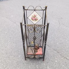 アイアン 傘立て アンブレラスタンド 薔薇 ローズ タイル付き ロートアイアン風 アンティーク調 ヨーロピアン ヨーロッパ調 玄関収納 エレガント レトロ シャビーシック 鉄製 金属製 インテリア小物