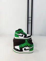 ナイキ キッズ エア ジョーダン 1 ハイ ps ラッキー グリーン ブラック 白 200