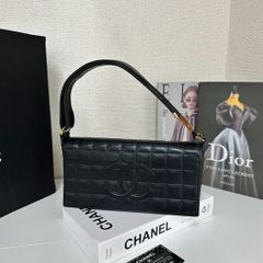 CHANEL シャネル アイコンモチーフショルダーチェーンバッグ - メルカリ