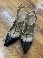 2025年最新】valentino ロックスタッズパンプスの人気アイテム