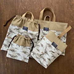 恐竜 入園入学 ４点セット 男の子 レッスンバッグ 上履き入れ 体操服袋 給食袋 ベージュ 切り替え 丁寧仕立て