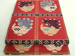 龍村平蔵 龍象金鈎文 敷物 展覧会で見た心血を注いだ龍村平蔵の古代裂復元｜テキスタイル