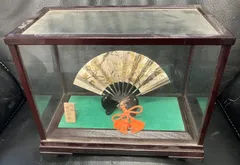値下げ❣️新品 武比古 純銀 扇　ガラスケース付 2025年最新】武比古 純銀 扇の人気アイテム - メルカリ