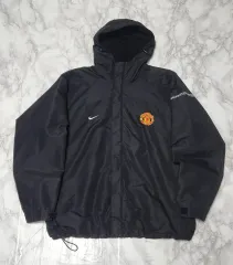 ☆人気　ナイキ　マンチェスターユナイテッド　ナイロンジャケット　ブラック　XL 古着 00年代 ナイキ NIKE MANCHESTER UNITED マンチェスター