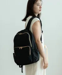 Rename ゴールドファスナーマルチポケット デイバッグ ブラック RRN24054