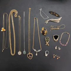 2025年最新】遺品整理 k18の人気アイテム - メルカリ