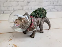 GLOBE DINOSAUR MODEL TRICERATOPS