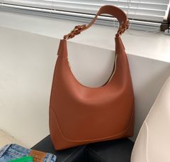 31969】DECKE デッケ ショルダーバッグ キャメル レザー - メルカリ