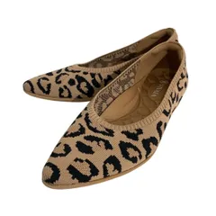 VIVAIA ポインテッドフラットパンプス　37.5 ベージュXブラック フラットコレクション – VIVAIA JAPAN