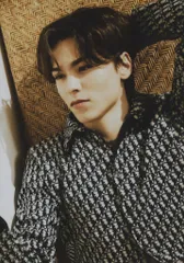 SEVENTEEN VERNON Your Choice UMS L判生写真