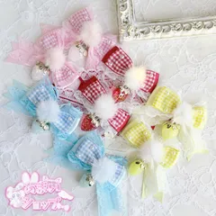 選べる4カラー♡いちご リボン ヘアアクセ ハンドメイド レース ギンガムチェック 可愛い ヘアクリップ　量産型　地雷系　天使界隈　ヘアメリボン　ヘアメ