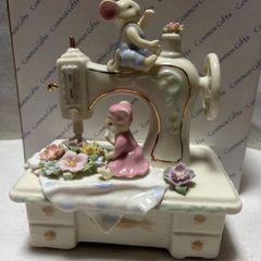【極美品】 リヤドロ Lladro フィギュリン 気球で上がって 6524 犬 極美品】 リヤドロ Lladro フィギュリン 気球で上がって 6524 犬