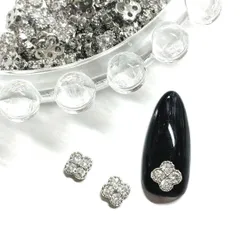 四葉　クローバー ミニ ジュエリー ジルコニア ネイル パーツ アート 花　韓国 フラワー　クリスタル　メタルパーツ