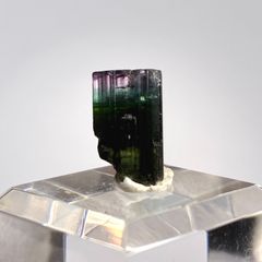 グリーンベリル 鉱物標本 - メルカリ