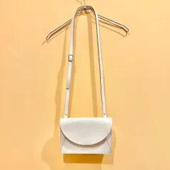 irose (イロセ) フォールドミニショルダーバッグ ホワイトのサムネイル