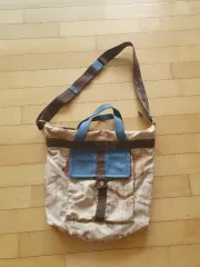 ほぼ新品 マ[麻]クラス[Classe] クロス[Cross]バッグ[bag]