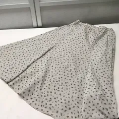 送料無料★GU ジーユー★ロングスカート　花柄ロングフレアスカート★レディース　XLサイズ#50802sbr