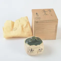 茶道具　織部焼　はじき織部　香合　裏千家十五代鵬雲斎極め箱　D　R5178 楽天市場】茶道具 香合 炉 織部 はじき 加藤光右衛門 鵬雲斎書付