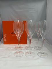 Item thumbnail for item 5bd6c8ee-6cf3-4812-b775-7efcd9c2825d