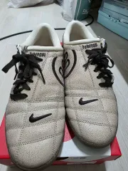 【希少・未使用】NIKE　Total 90 III　デッドストック品　30cm 2025年最新】Yahoo!オークション -ナイキトータル90の中古品