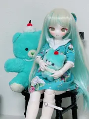 1/4ドールサイズワンピース　レトロ