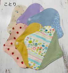 組み換え可❤毎日使える♪特価！防水布ナプキン4枚セット⑲ - メルカリ