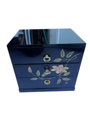 2025年最新】三ツ引箪笥の人気アイテム - メルカリ