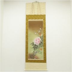 美品 掛け軸 金子華春作 四季花図 共箱 牡丹 美術年鑑掲載 - メルカリ