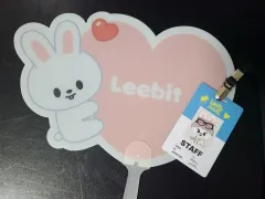 Stray Kids(ストレイキッズ・スキズ・SKZ) ポップアップ スタッフ証 うちわ リービット(Leebit) リノ(LEE KNOW・イミンホ)