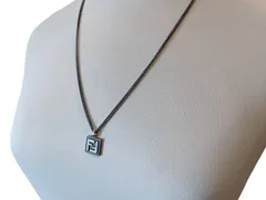 2025年最新】FENDI ネックレス シルバーの人気アイテム - メルカリ