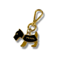 2025年最新】PRADAキーホルダー犬の人気アイテム - メルカリ