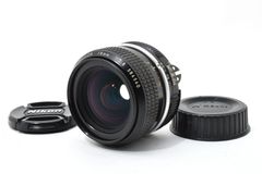 184 Nikon D3000 18-55 ズームレンズキット ショット数833 - メルカリ