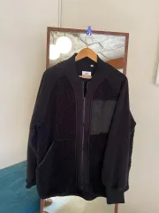 ユニクロ マウンテニアリング フリースジャケット