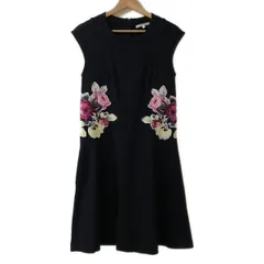 2025年最新】carven ワンピースの人気アイテム - メルカリ