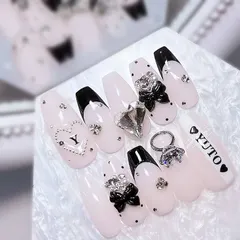 ネイルチップ 量産型ネイル 地雷系 地雷ネイル 黒ネイル フレンチネイル リボンネイル ドットネイル ガーリーネイル オタクネイル 推し活グッズ 推しネイル ハートネイル 黒ドット 指輪ネイル MignonNail オーダー フルオーダー 大人かわいいネイル