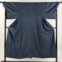 【美品】男着物 身丈151cm 裄丈74cm L 袷 アンサンブル 紬 亀甲絣 紺色 正絹 名品 【中古】