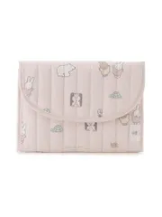 新品 [ジェラート ピケ] 【DickBruna】キルティング総柄母子手帳ケースM PWGG254543