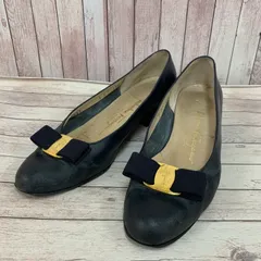 サルヴァトーレフェラガモ Salvatore Ferragamo イタリア製 パンプス ヴァラリボン 7C ブラック 黒