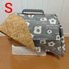 クレートカバーS　花とアルファベットグレー