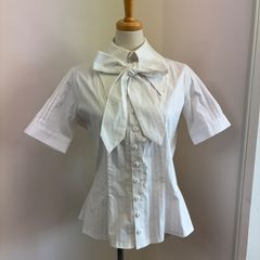 2点まとめて Vivienne Westwoodシャツ バーバリーワンピース - メルカリ